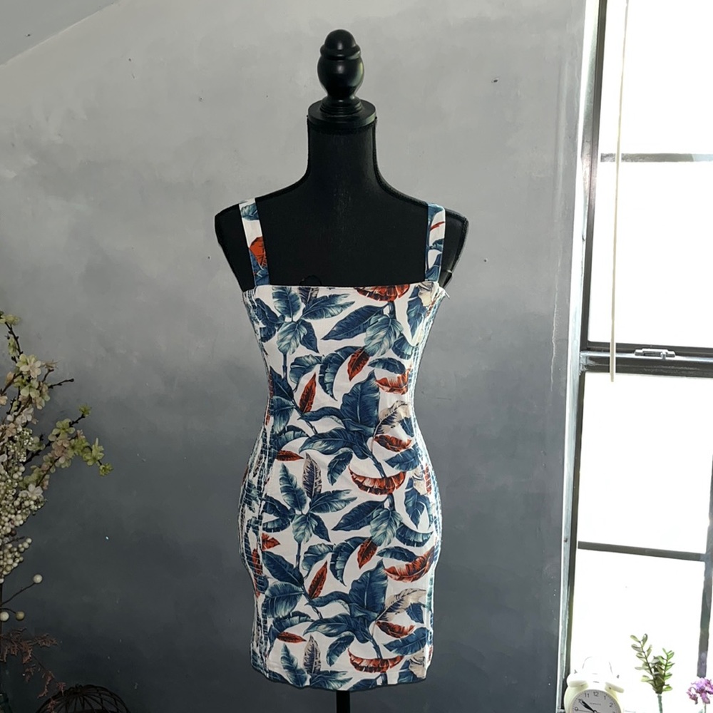 Tropical floral mini dress size S
